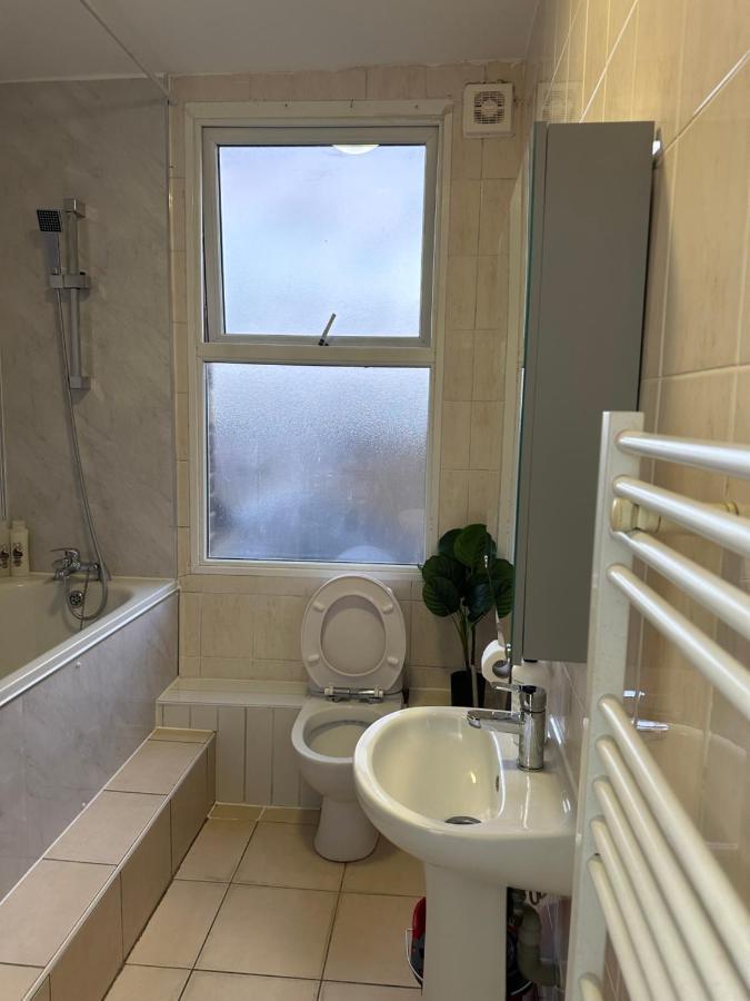 Beautiful Studio Apartment No4 Forest Road ลอนดอน ภายนอก รูปภาพ