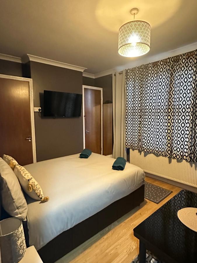 Beautiful Studio Apartment No4 Forest Road ลอนดอน ภายนอก รูปภาพ